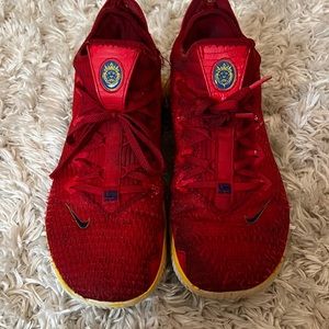 2019 LeBron 16 Low 'SuperBron'